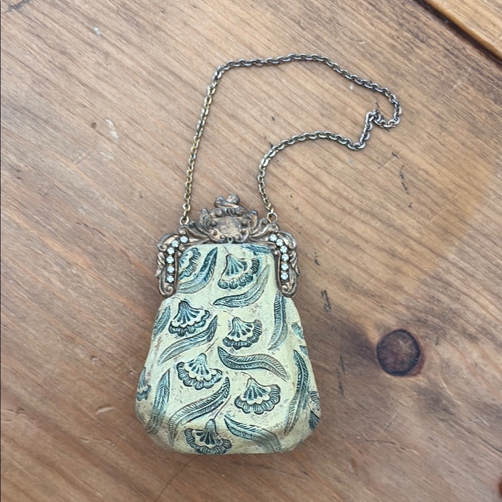 Nostalgia Cream and Green Decor Accent Mini Purse
